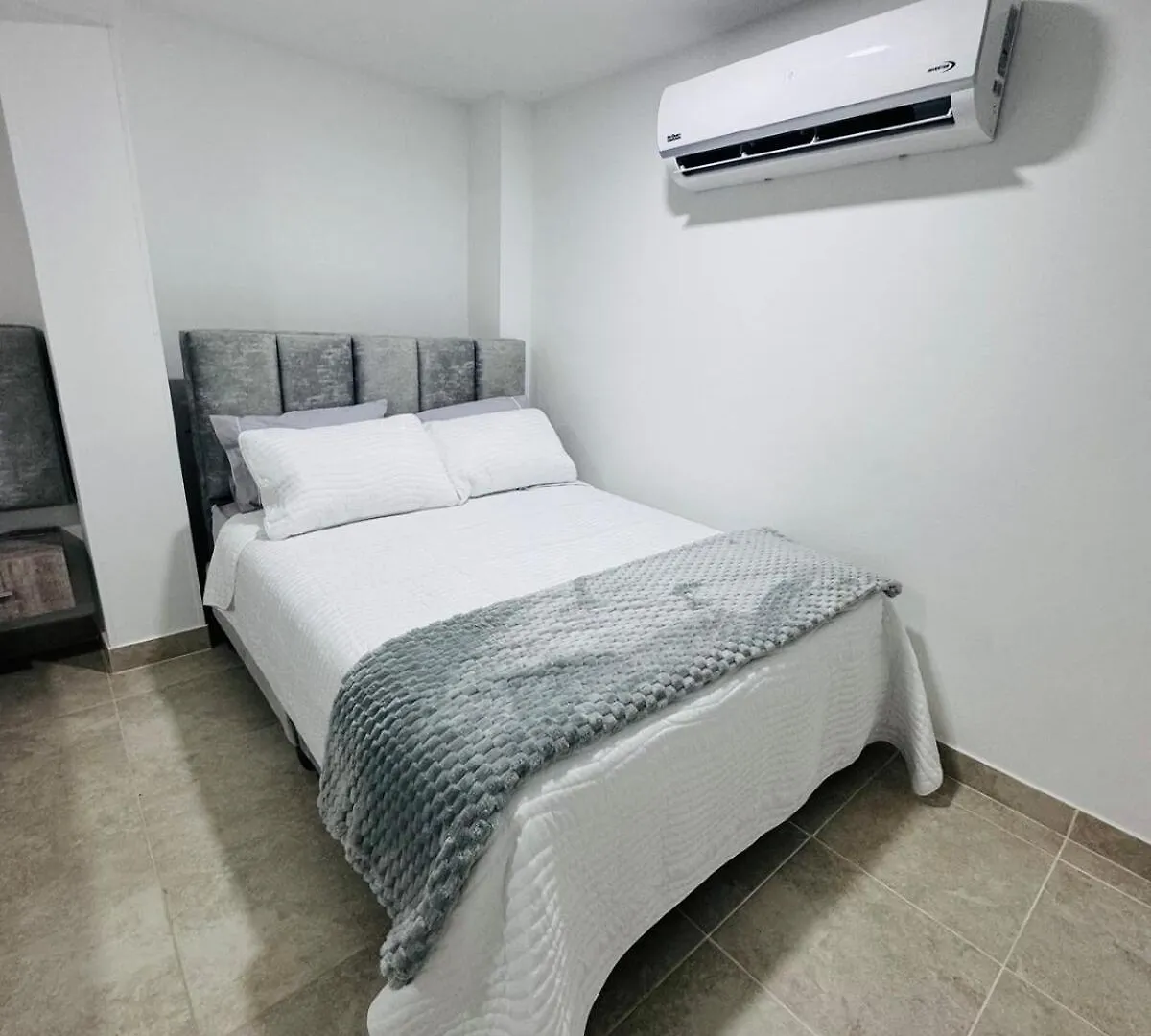 102 Loft La Merced- Casa Saza كالي 0*,  كولومبيا